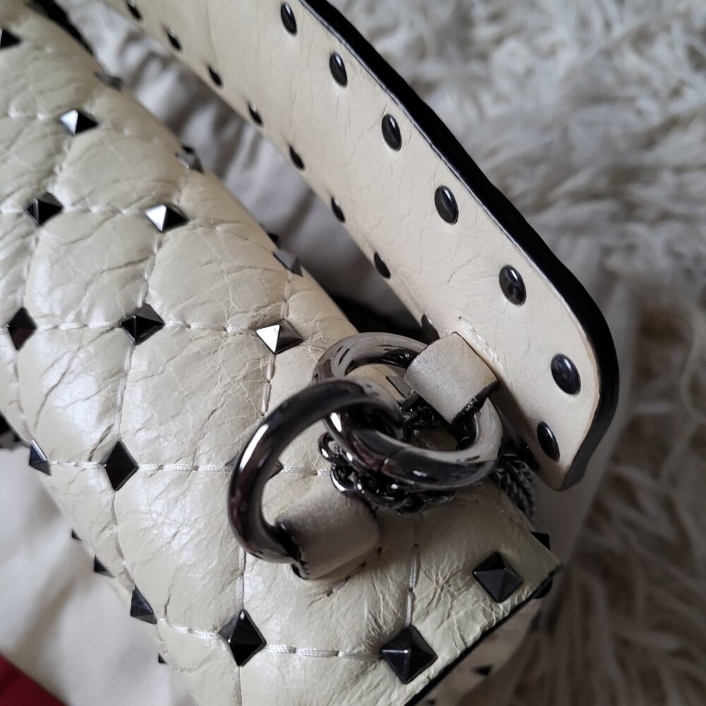 Valentino Rock-stud Matelasse Leather Quilted Shoulder bag - Picture 4 of 10